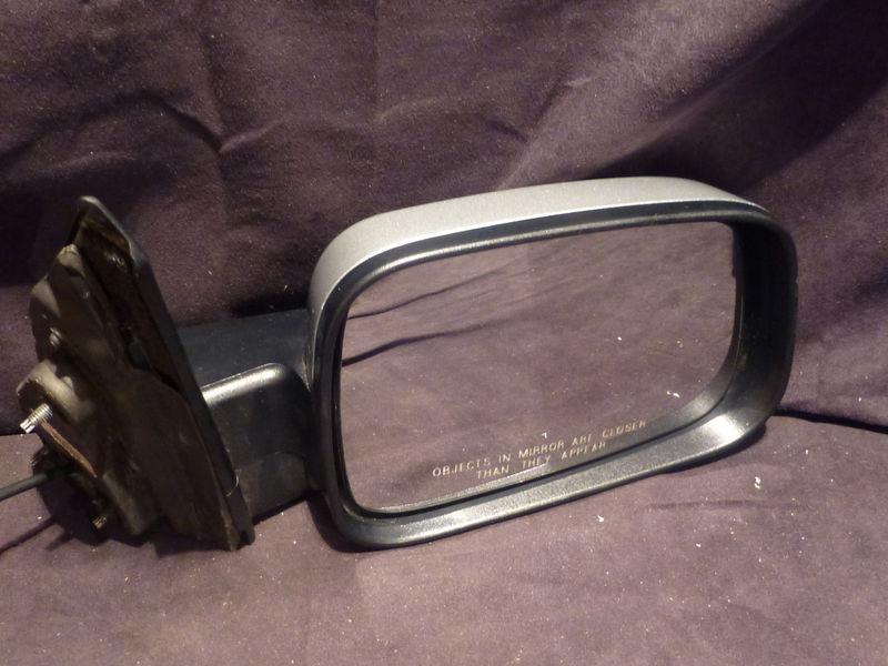 2007 - 2011 chevy hhr ls lt ss factory passenger side mirror oem (silver)