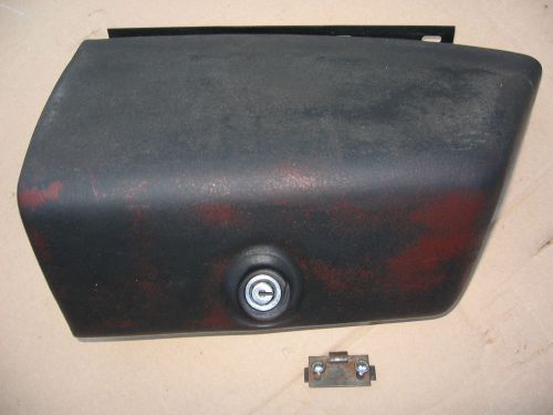 66 67 442 cutlass glove box door with hinge