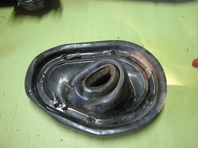 1987-1993 ford mustang steering column firewall grommet rubber boot shaft seal