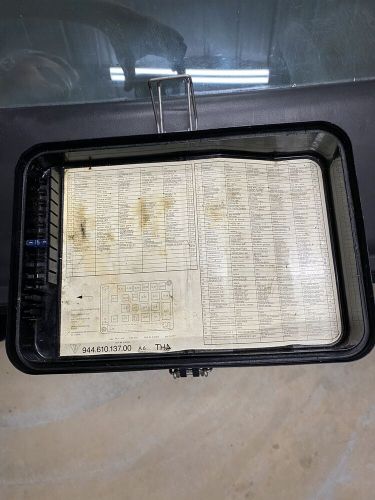 1985.5 Porsche 944 Front Fuse Relay Box Panel Cover Lid OEM 94461001700, US $23.50, image 3