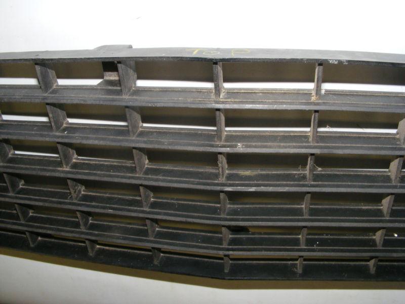 1975 76 77 78 MUSTANG II 2 BLACK GRILLE GRILL FOG LIGHT BEZELS GOOD USED, US $39.99, image 5