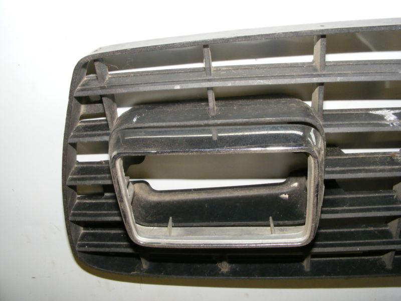 1975 76 77 78 MUSTANG II 2 BLACK GRILLE GRILL FOG LIGHT BEZELS GOOD USED, US $39.99, image 6