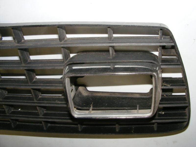 1975 76 77 78 MUSTANG II 2 BLACK GRILLE GRILL FOG LIGHT BEZELS GOOD USED, US $39.99, image 7