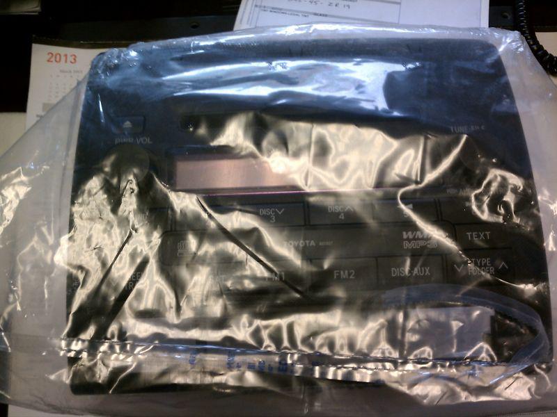 New toyota tacoma radio (86120-04150) nib