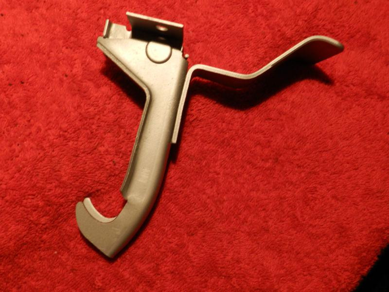 1969 DATE CODE CLEANED AND DETAILED HOOD SAFETY 68-69 ROADRUNNER/SATELLITE/GTX, US $60.00, image 2