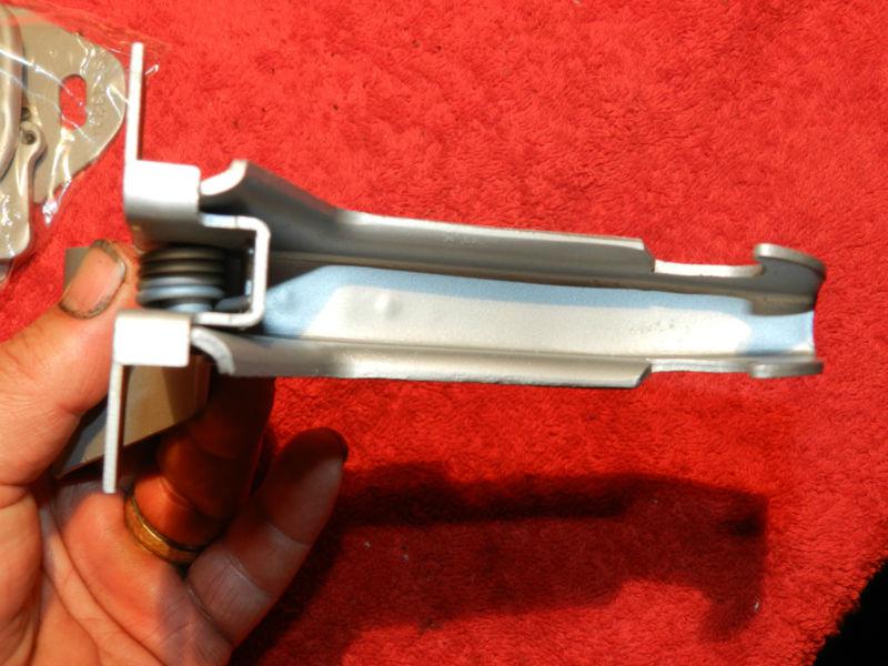 1969 DATE CODE CLEANED AND DETAILED HOOD SAFETY 68-69 ROADRUNNER/SATELLITE/GTX, US $60.00, image 5