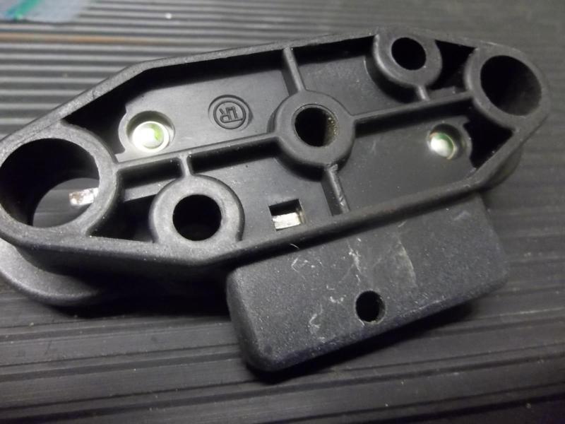 02 Suzuki Bandit 600 S - Seat Release Latch, US $10.00, image 2