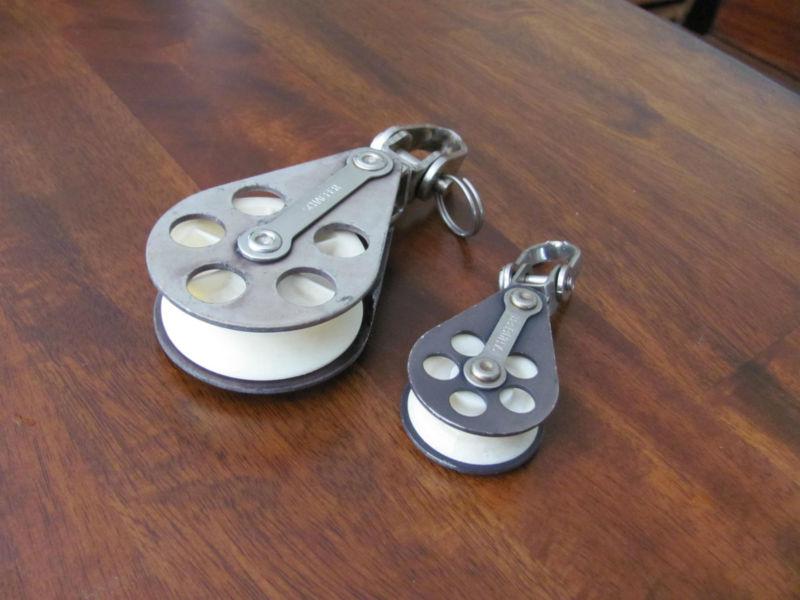 2 schaefer blocks with swivel shackles