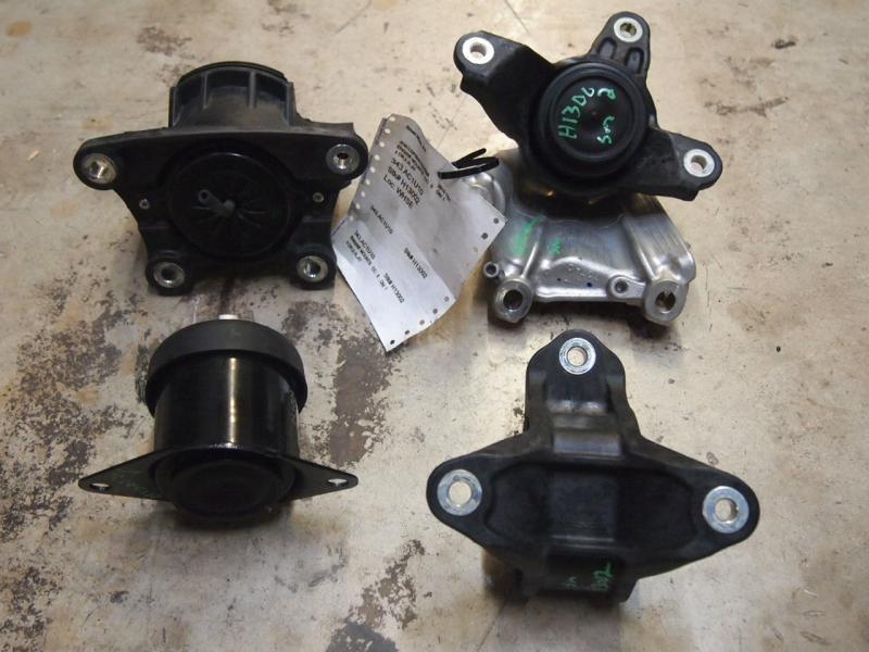 Find 10 ACURA TSX ENGINE MOUNTS 692505 in Pompano Beach, Florida, US