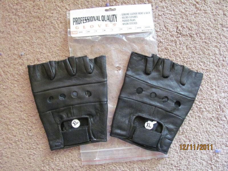 Leather motor cycle shorty/fingerless riding gloves multiple sizes