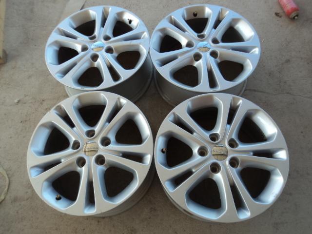 2012 dodge durango factory 18" aluminum wheels 5 on 5 oem