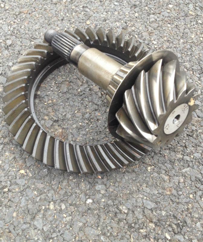 Find DANA 44 REVERSE ROTATION 3.50 RING & PINION GEAR SET / FORD in