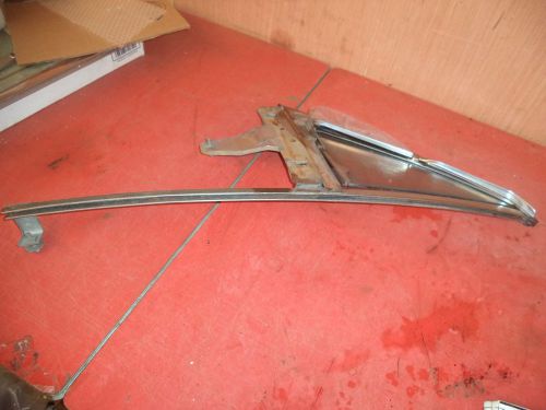 1961 61 ford thunderbird  tinted drivers vent window