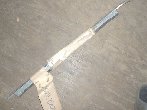 Nos 1980 1981 1982 1983 buick skylark molding -rh qtrwind reveal 11.031 20123195