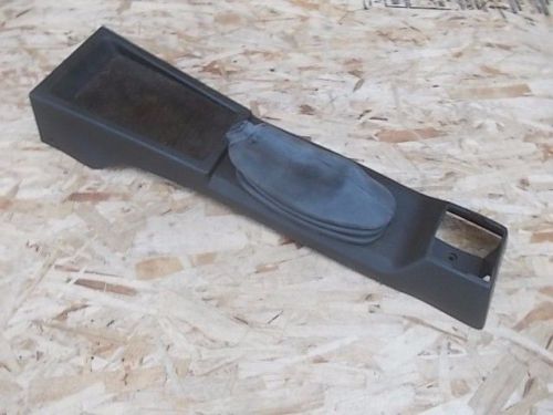 Alfa romeo alfetta 2000 sport sedan used original lower center console section