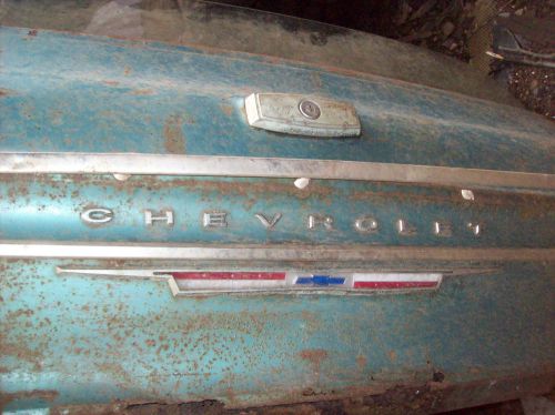 64  chevelle station wagon  tail gate