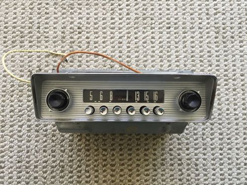 1952 ford radio