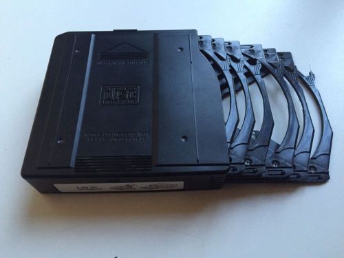 Oem genuine bmw e39/e46/e53/e83/65/90/81  6 disc cd changer magazine 8364931