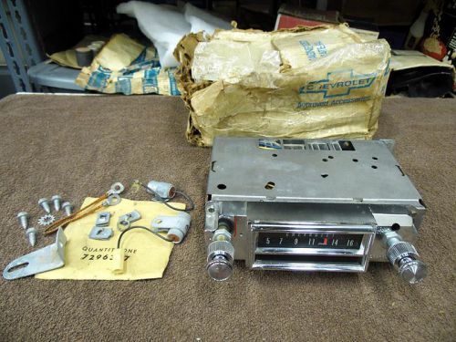 1966 chevrolet impala caprice biscayne bel air am radio nos 986544