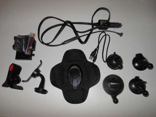 Garmin gps accessories sold as lot