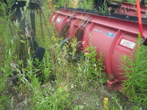 Western snow plow 8 foot off truck  unit