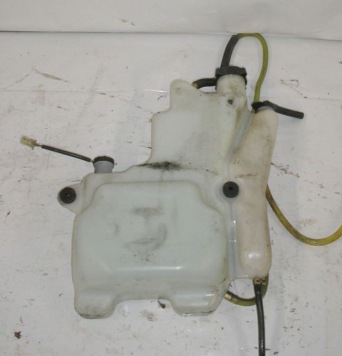 2000 yamaha 700 triple venture coolant &amp; oil tank