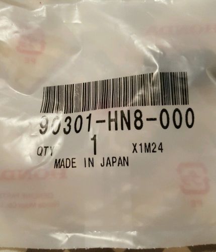 Oem honda 90301-hn8-000 well nut af44