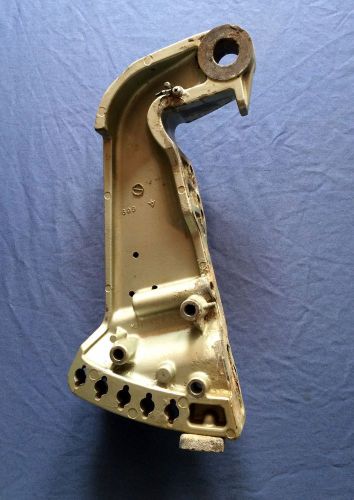 Suzuki dt-75 left &amp; right transom mounting brackets boat parts &amp; accessories