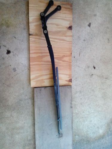 1995-2003 bmw 540i 528i right front passenger windshield wiper arm