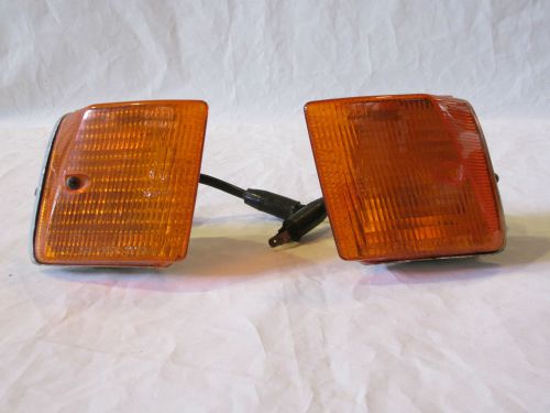 928 porsche&#039; front turn signals left &amp; right fits 1978-86&#039; good clean used cond.