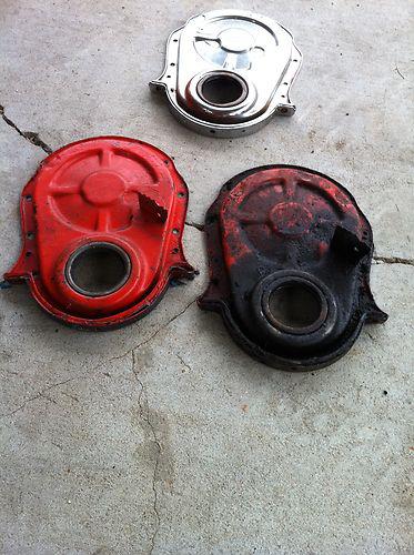 Timing chain covers for a big block chevrolet