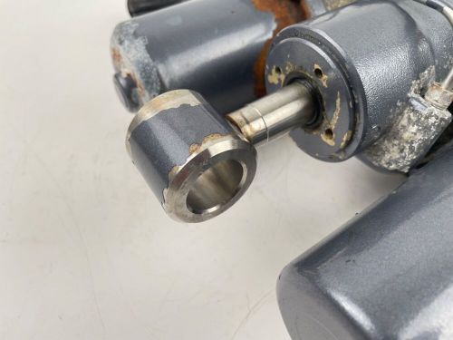 2003 Yamaha 225 HP 4 Stroke Outboard Power Trim Tilt Unit 69J-43800-00-4D OEM, US $299.95, image 2