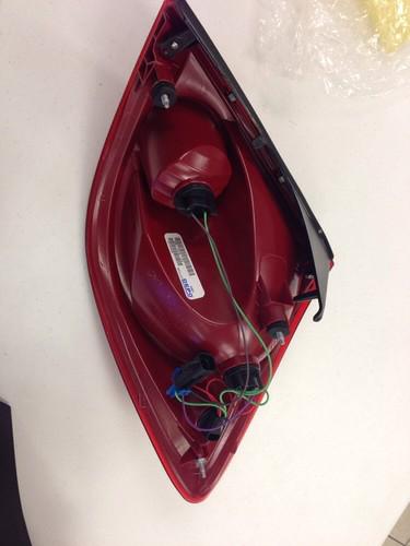 Pontiac G6 Taillight Set-Driver And passenger Sides-New, US $5.50, image 3
