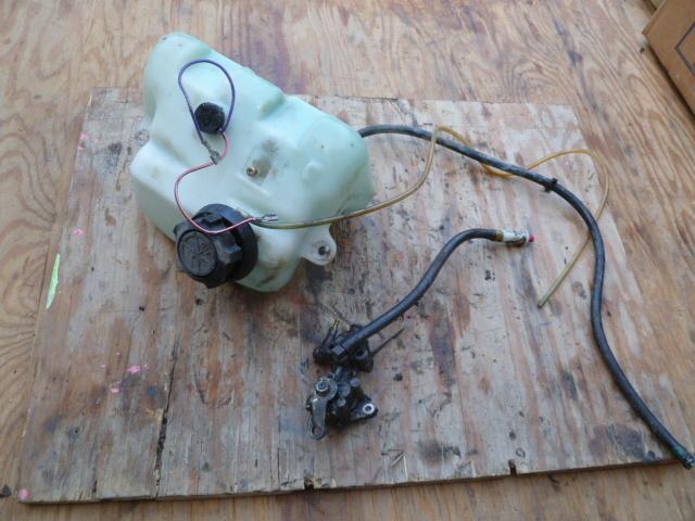 1998 polaris xplorer 300 4x4 2 cycle oil reservoir tank injector injection pump