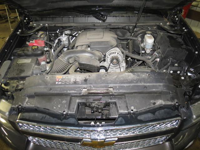 2011 chevy suburban 1500 66492 miles automatic transmission 4x4 2487613