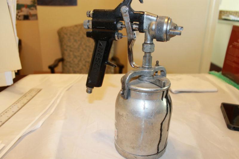 Nesco n/v air hand spray gun and can