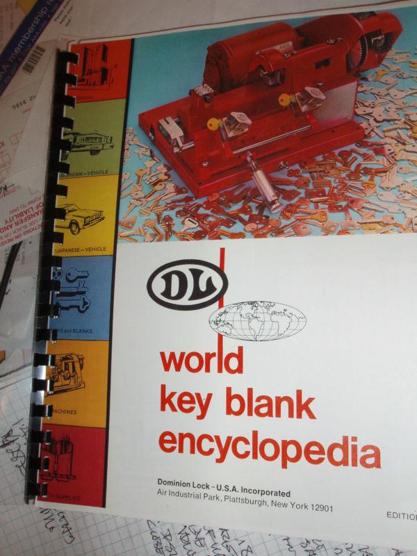 World automobile key blank illustrated encyclopedia car key blanks full pictures