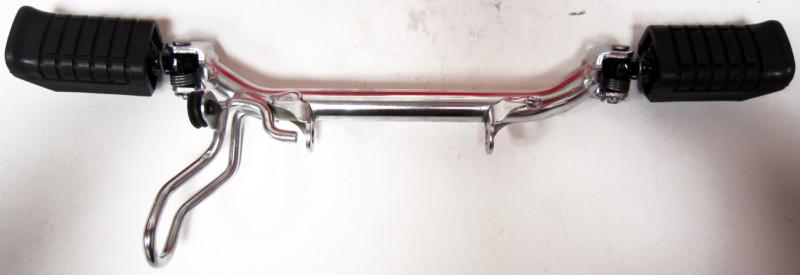 Honda 1994 ez90 cub foot pegs chrome bar with new rubber pegs