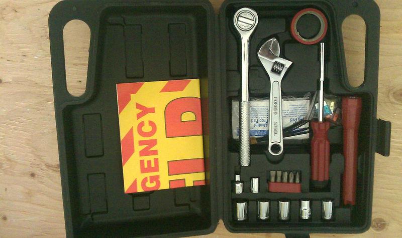 Road travel kit - emergency kit 