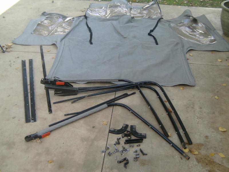 Kayline jeep cj7 , yj soft top with hardware good shape gray