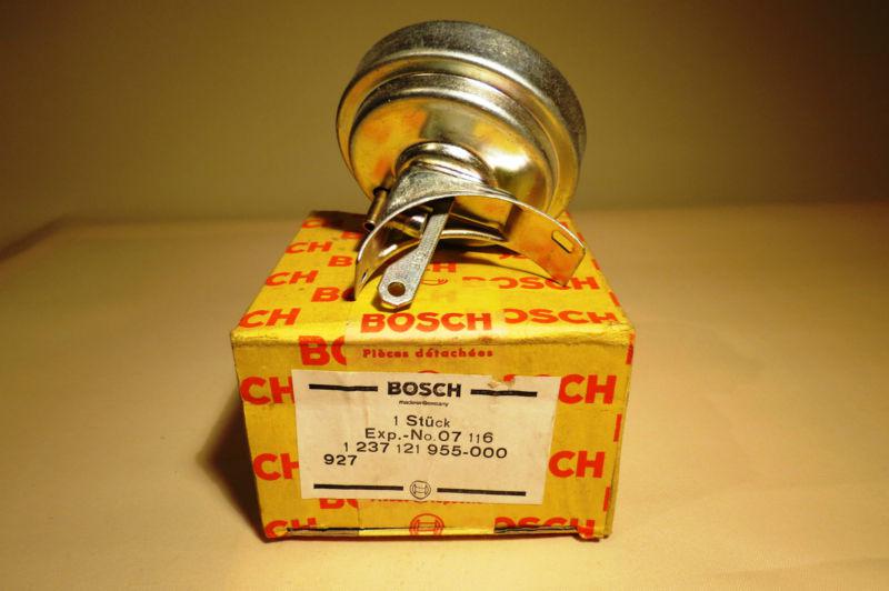 Find Porsche 914 1974. NOS Bosch Dual Vacuum Advance Unit. in Famagusta