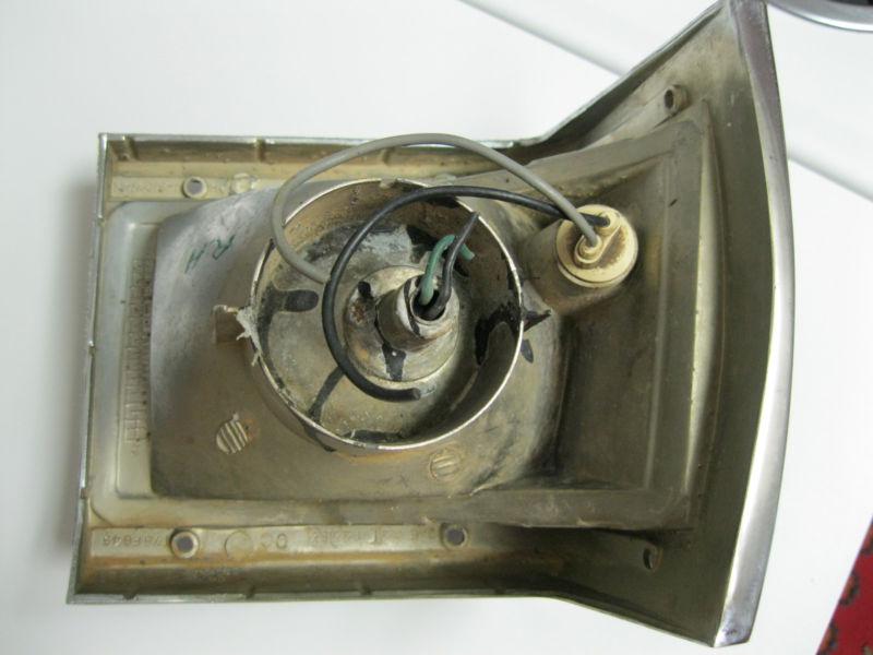 1978 Chrysler Lebaron Station Wagon tail light lamp assembly lens housing, US $35.00, image 2