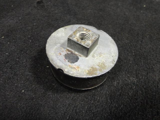 Upper shock mount #f694347  force 1989-1995 90/150hp outboard boat motor #2(704)