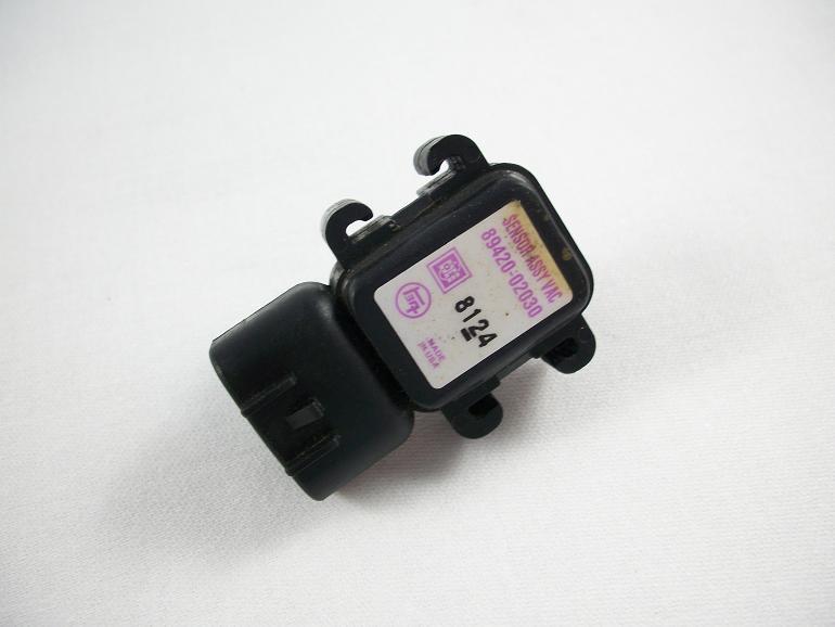 1998-99 toyota corolla geo prism map sensor 89420-02030