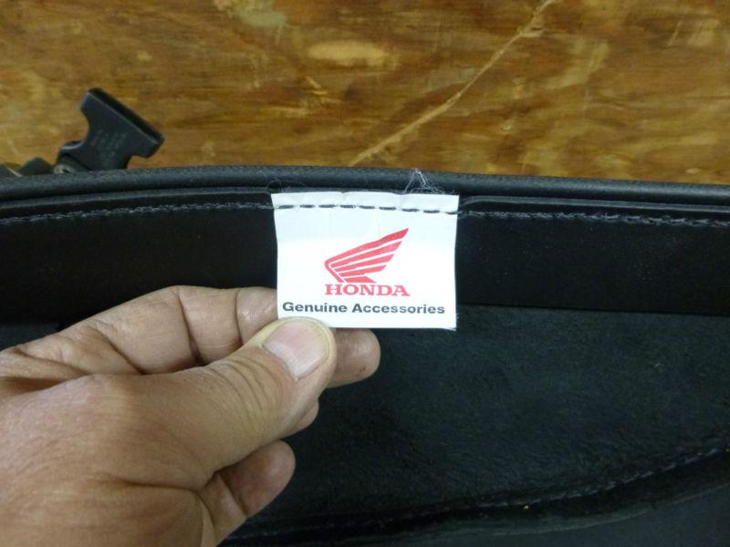 HONDA VTX 1300 GENUINE HONDA ACCESSORY SADDLEBAGS WITH FACTORY BRACKETS, US $250.00, image 7