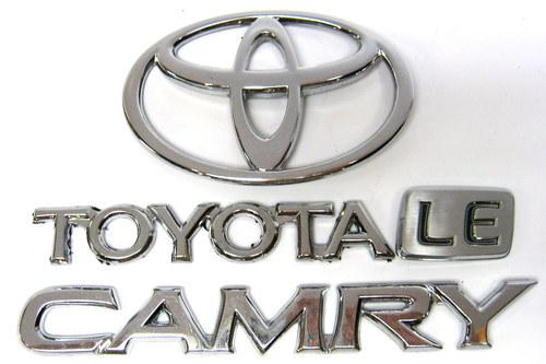 Chrome 97-01 toyota camry le rear trunk emblem nameplate set