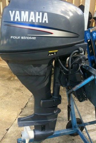 Yamaha 25hp  outboard motor 20 inch long shaft