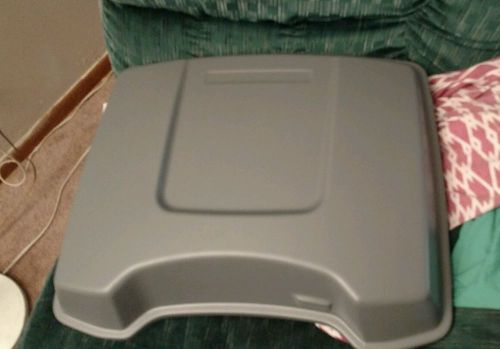 Used replacement fiberglass lid for harley davidson tour pack