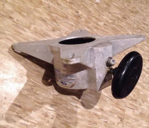 Garelick 360 positive lock swivel spider mount top standard