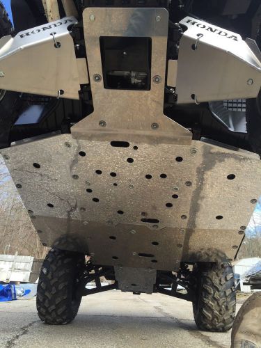 Honda pioneer 1000 3 and 1000-5 full skid plate 3/16" thick aluminum